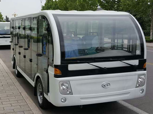 23座封閉式燃油觀光車